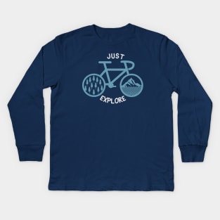 retro vintage bike with aesthetic nature Kids Long Sleeve T-Shirt